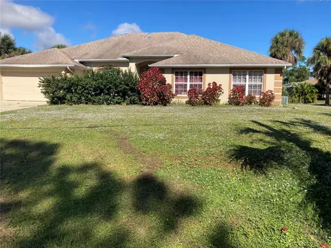 2892 Cottage Ln, North Port, FL 34286