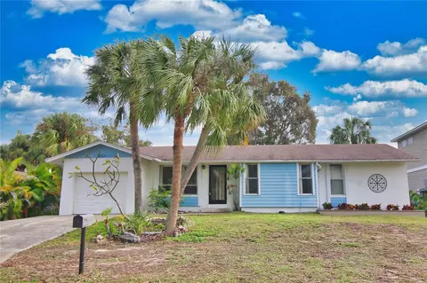 6907 22nd St W, Bradenton, FL 34207