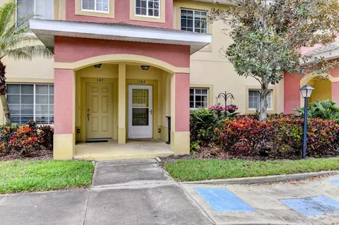 3701 45th Ter W #104, Bradenton, FL 34210