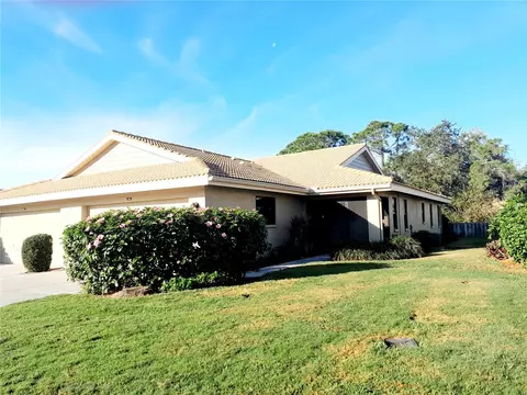 7219 Wood Creek Dr #21, Sarasota, FL 34231