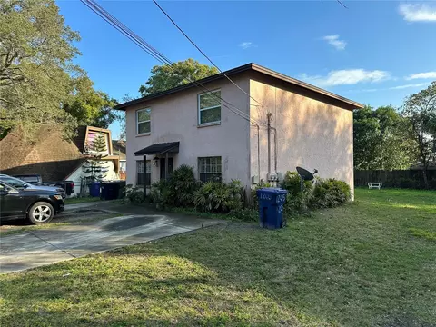 1205 E Chilkoot Ave, Tampa, FL 33612