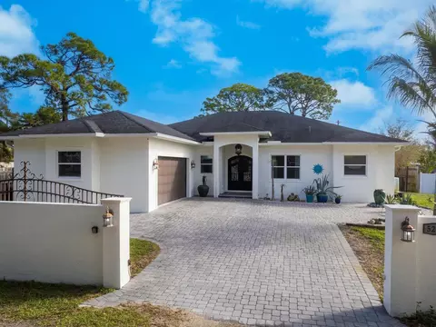 5243 Dallas Pl, Sarasota, FL 34231