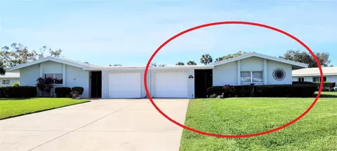 3302 Village Green Dr #802, Sarasota, FL 34239