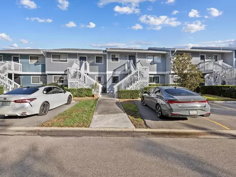 6033 34th St W #55, Bradenton, FL 34210