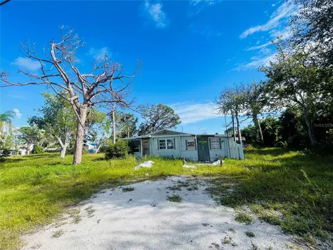 7462 San Casa Dr, Englewood, FL 34224