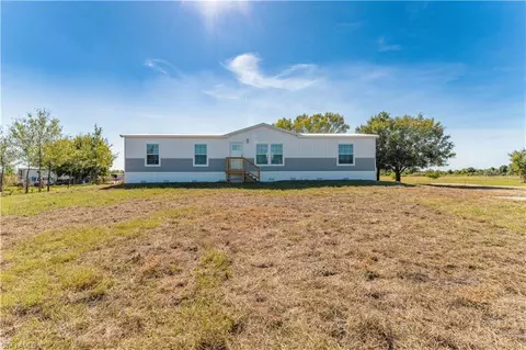 19413 NW 244th St, Okeechobee, FL 34972