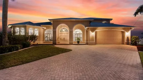 2132 SE 20th Pl, Cape Coral, FL 33990