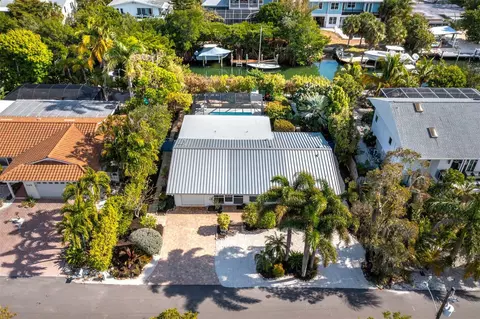 548 Lyons Ln, Longboat Key, FL 34228