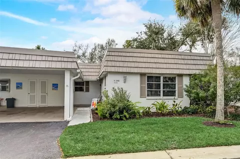 2326 Riverbluff Pkwy #V-246, Sarasota, FL 34231