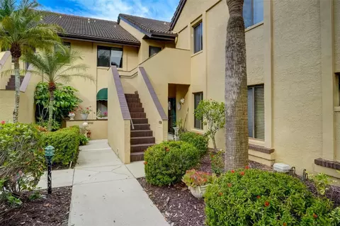 5724 Ashton Lake Dr #14, Sarasota, FL 34231