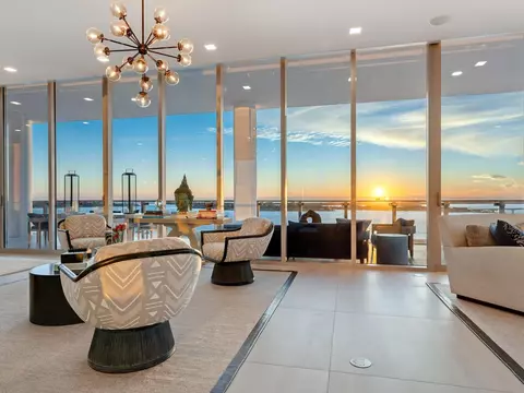 605 S Gulfstream Ave #17, Sarasota, FL 34236