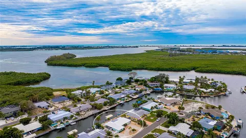 10319 Kingfisher Rd W, Bradenton, FL 34209