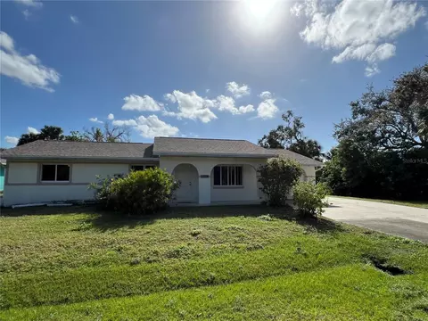1133 Vinita Ave, Port Charlotte, FL 33948