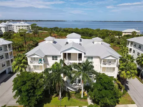 7820 34th Ave W #202, Bradenton, FL 34209