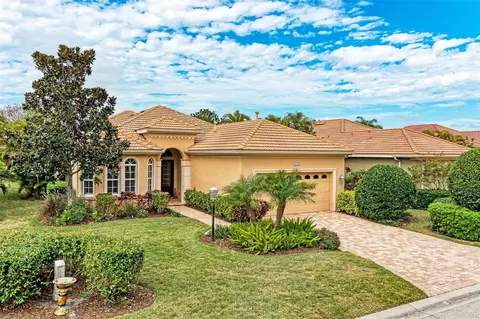 7432 Riviera Cv, Lakewood Ranch, FL 34202