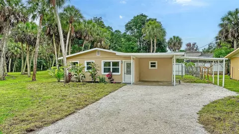 1356 32nd St, Sarasota, FL 34234