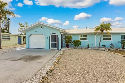 309 63rd St #B, Holmes Beach, FL 34217
