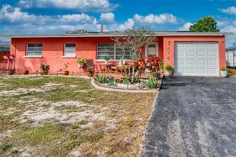 5716 23rd St W, Bradenton, FL 34207