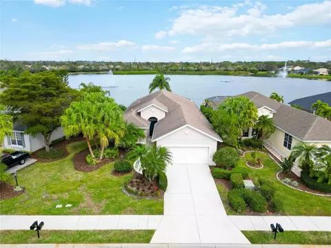 7411 Sea Island Ln, University Park, FL 34201
