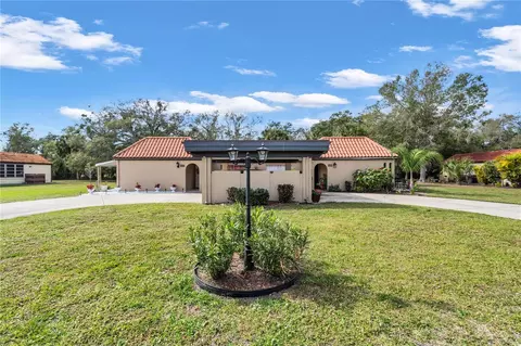 928 W Faith Cir, Bradenton, FL 34212