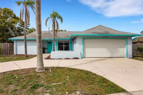 4380 Eastwood Dr, Sarasota, FL 34232