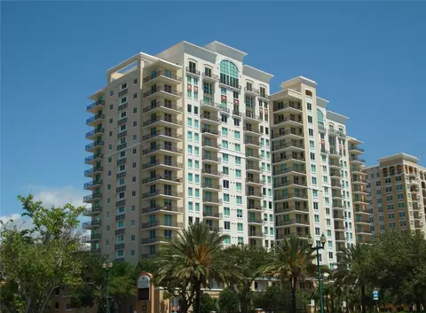 800 N Tamiami Trl #902, Sarasota, FL 34236