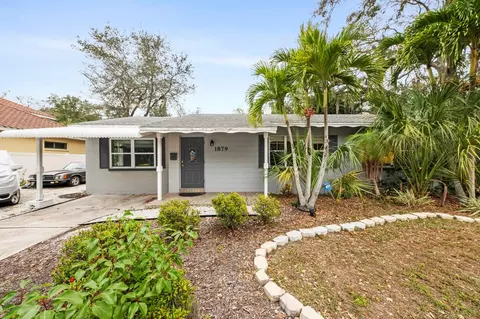 1879 Hibiscus St, Sarasota, FL 34239