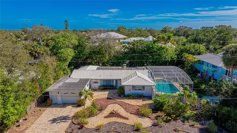 5517 Avenida Del Mare, Sarasota, FL 34242