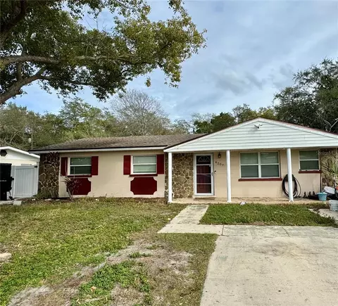 4207 35th St W, Bradenton, FL 34205
