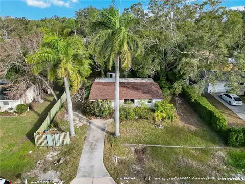 2531 Grand Cayman St, Sarasota, FL 34231
