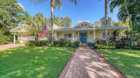 1715 South Dr, Sarasota, FL 34239