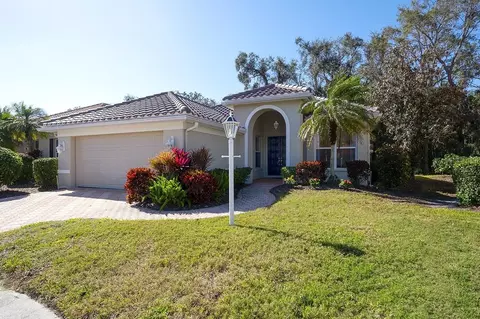 8336 Canary Palm Ct, Sarasota, FL 34238