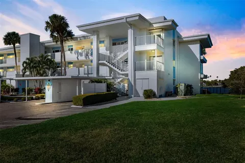 770 Island Way #N105, Clearwater Beach, FL 33767