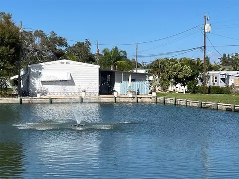 304 48th Avenue Dr W, Bradenton, FL 34207
