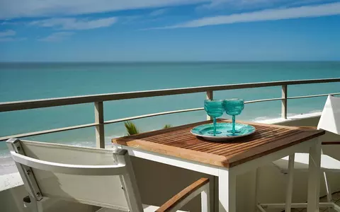 1750 Benjamin Franklin Dr #5C, Sarasota, FL 34236