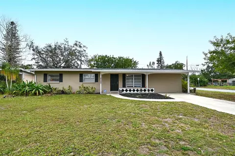 2109 23rd Ave W, Bradenton, FL 34205