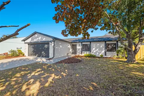 12945 116th St, Largo, FL 33778