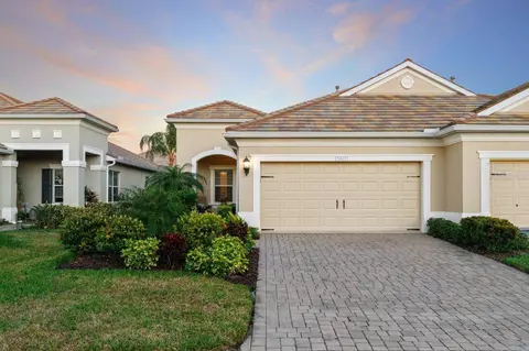 5413 Chatham Square Way, Bradenton, FL 34203