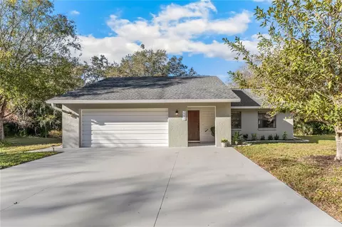 2248 Spring Oaks Cir, Sarasota, FL 34234