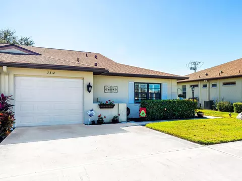 3312 60th Ave W, Bradenton, FL 34207