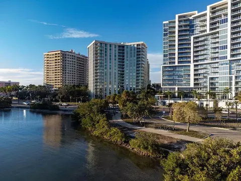 1111 N Gulfstream Ave #3F, Sarasota, FL 34236