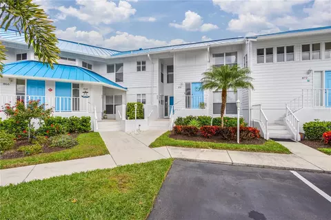 870 Audubon Dr, Bradenton, FL 34209