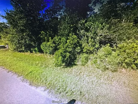 6900 San Benito Dr, Sebring, FL 33872