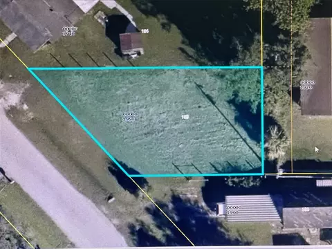 1302 Keuka Ave, North Fort Myers, FL 33917