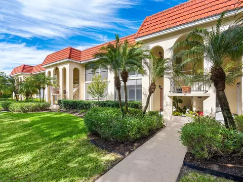 141 Avenida Messina #3, Sarasota, FL 34242