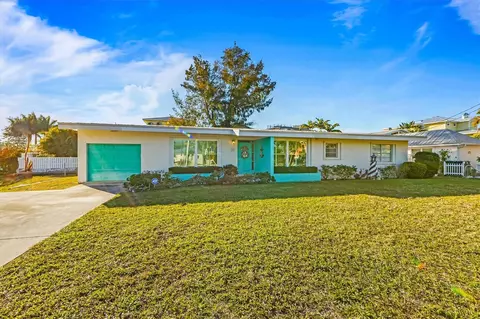 777 Jacaranda Rd, Anna Maria, FL 34216