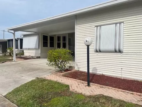 5707 45th St E #292, Bradenton, FL 34203