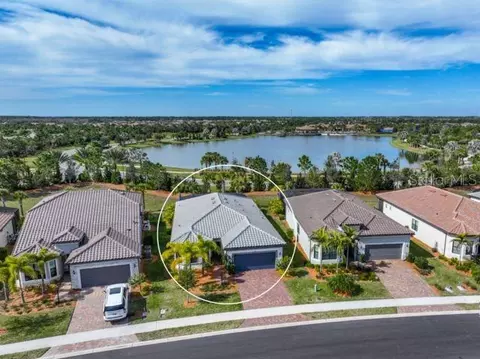 17526 Northwood Pl, Lakewood Ranch, FL 34202