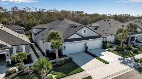 6078 Amberly Dr, Bradenton, FL 34208