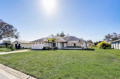 337 Parkview Dr, Venice, FL 34293